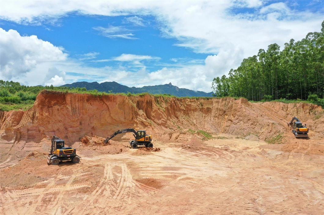 Xinyuan XYC75WYT 7 Ton Hydraulic Excavators Experienced Wheel Excavator China Supplier